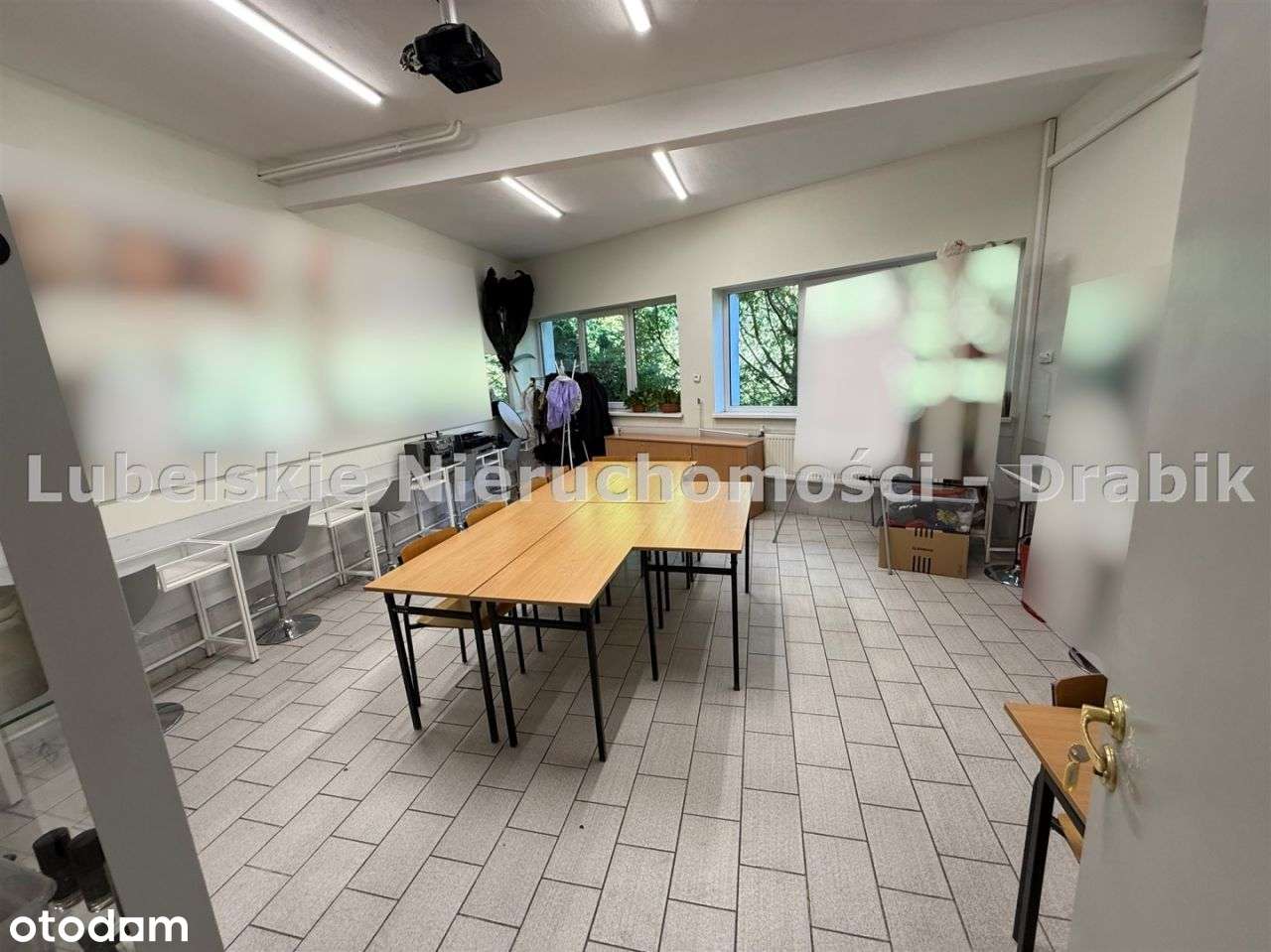 Budynek handl-usług-mieszkalny Lublin,Czechów-3