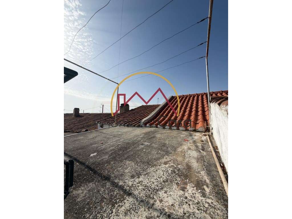 Moradia Térrea com Quintal e Garagem em Campinho-23