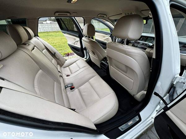 BMW Seria 5 520d Touring Luxury Line - 15