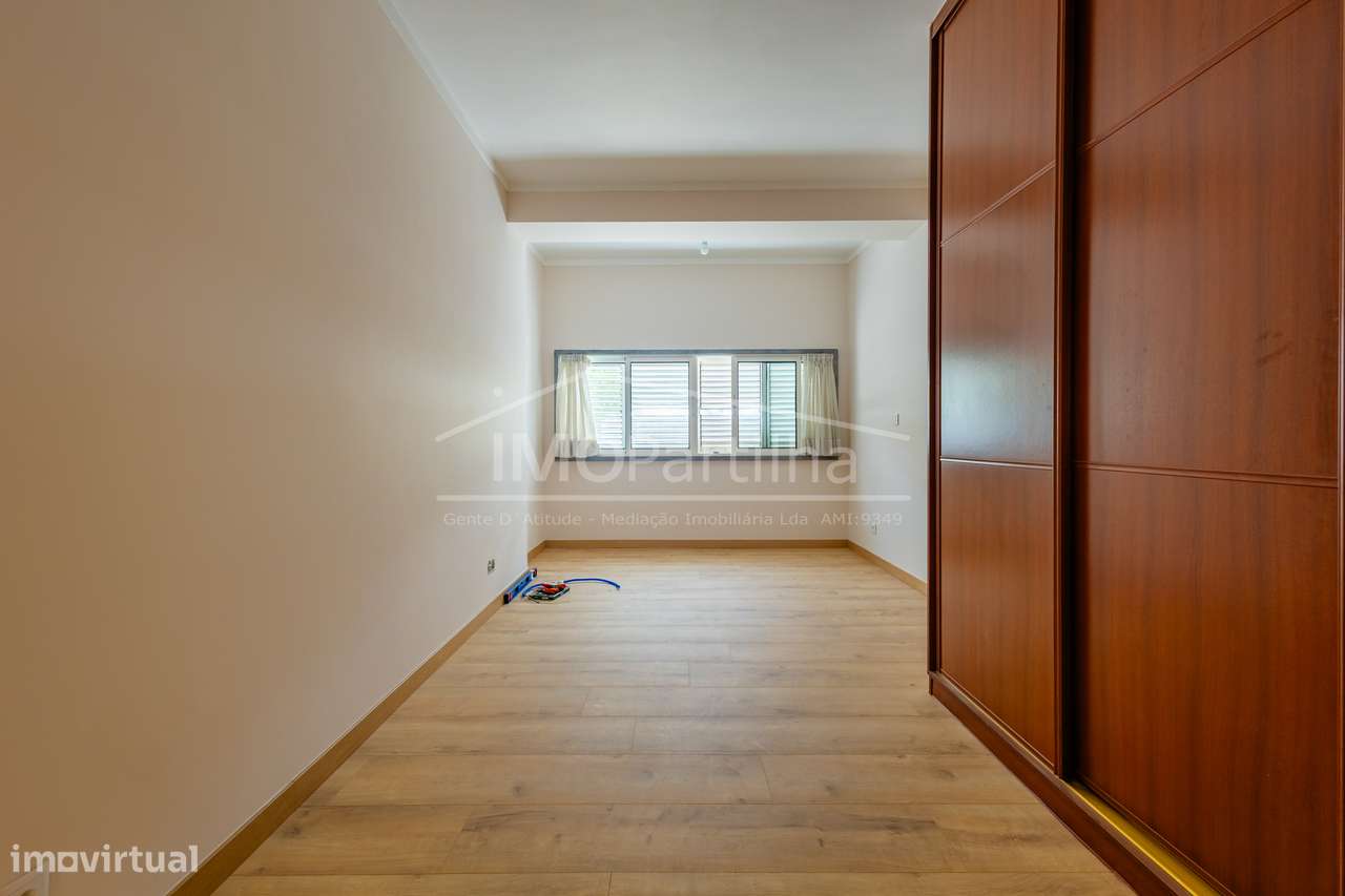 Apartamento t3 à venda na Avenida Mariano Cyrillo de Carvalho
estoril-14