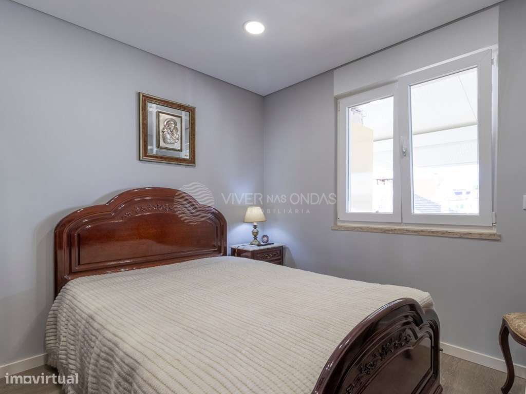 EXCLUSIVO - Apartamento T2 convertido em T1 - totalmente renovado, ...-17