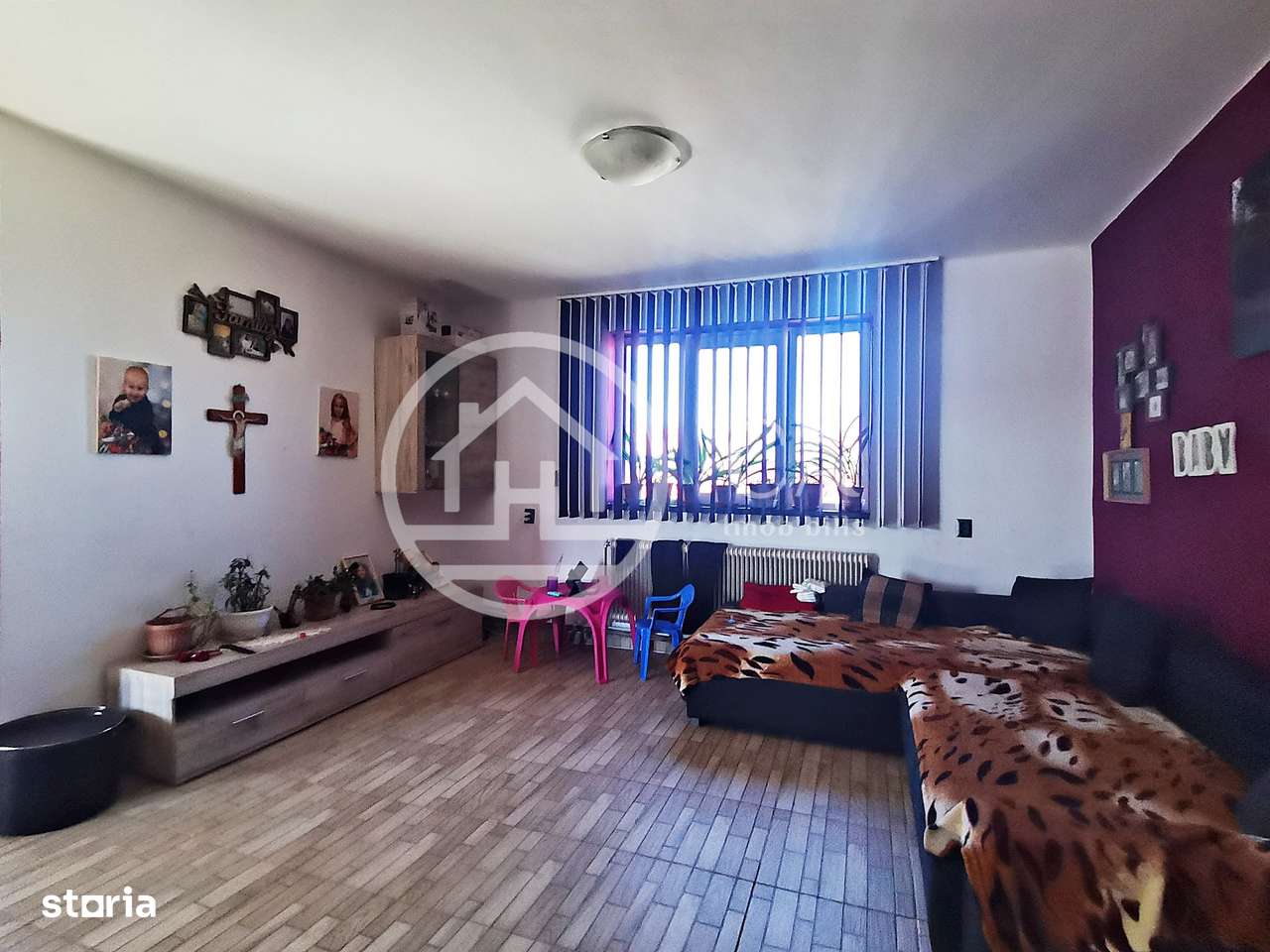 Casa de vanzare cu 4 camere, in zona Iosia, Oradea - Imagine principală: 5/16