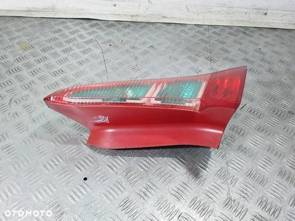 LAMPA TYLNA PRAWA CITROEN C4 HATCHBACK - 6