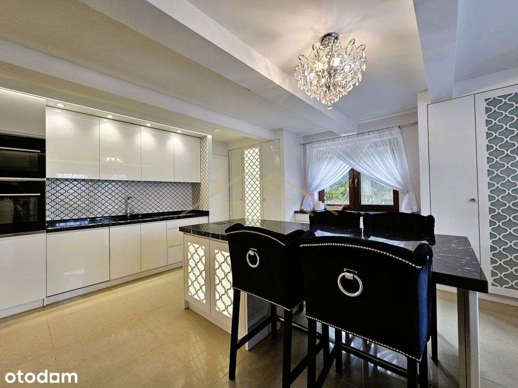 Nowoczesny Dom wolnostojący w Nawozie! Do Wejścia !-5