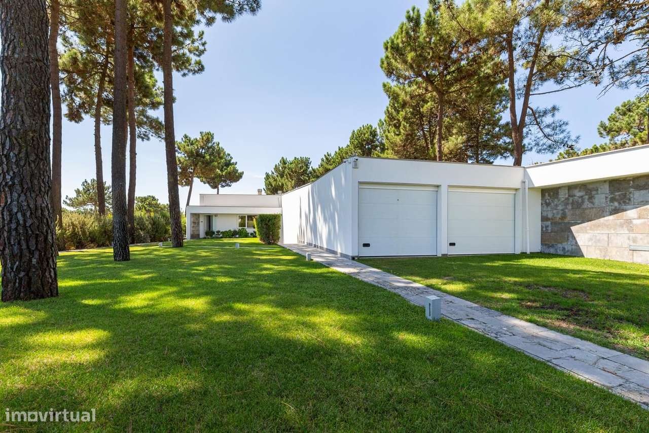 Moradia T4 com piscina, Aroeira, Almada - Grande imagem: 2/54