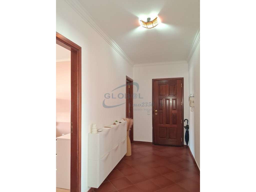 T3 com excelentes áreas e 2 varandas oportunidade com elevado poten...-9