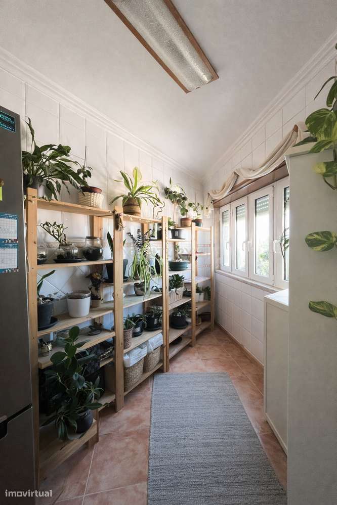 T3 153 m² com varanda | Garagem + 1 lugar de parqueamento a porta | Sa-9