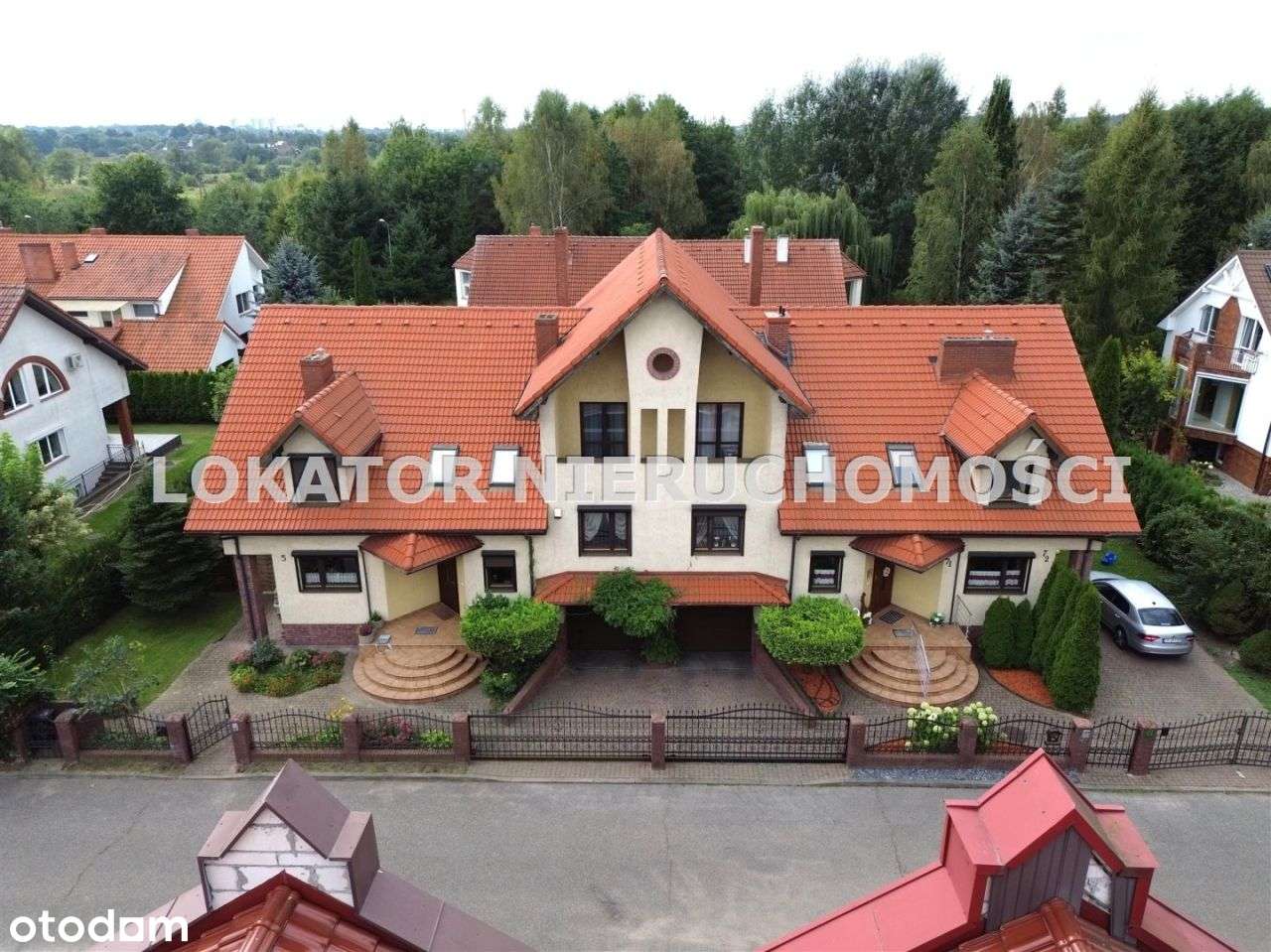 Solidny dom na zacisznym osiedlu w Pile-19