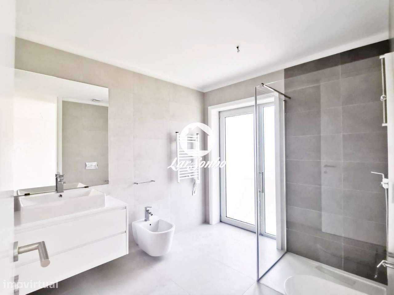 Moradia Gaveto T3 com Garagem para 4 carros  em Cavalões - Grande imagem: 5/9