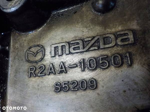 MAZDA 6 GH 2.2 CITD 12r 163KM R2AA obudowa rozrzadu R2AA-10501 - 3