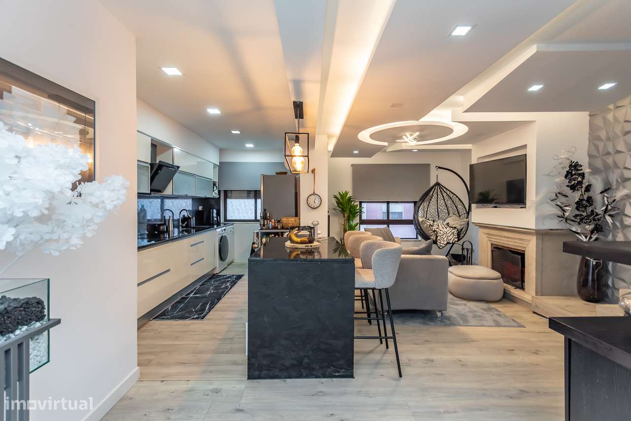 Apartamento T2 Renovado em Mem Martins - Grande imagem: 4/34