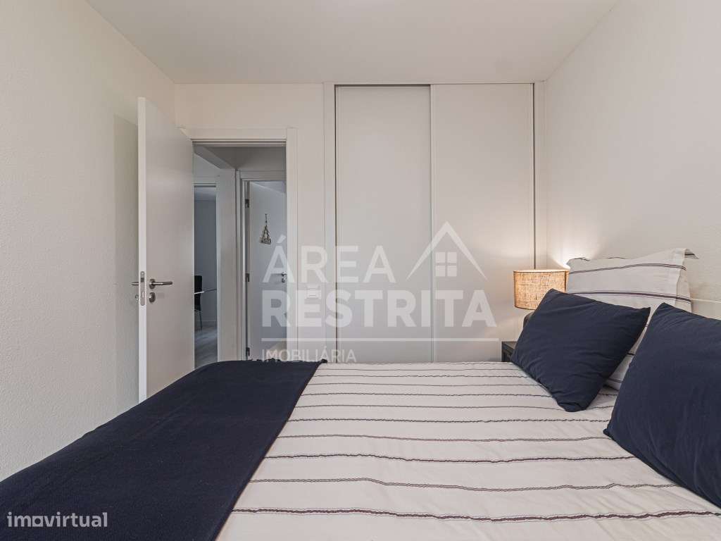 Apartamento T2+ 1 em Corroios.-17