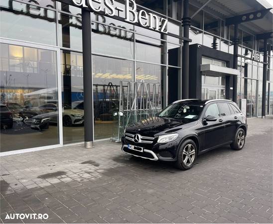 Mercedes-Benz GLC - 3