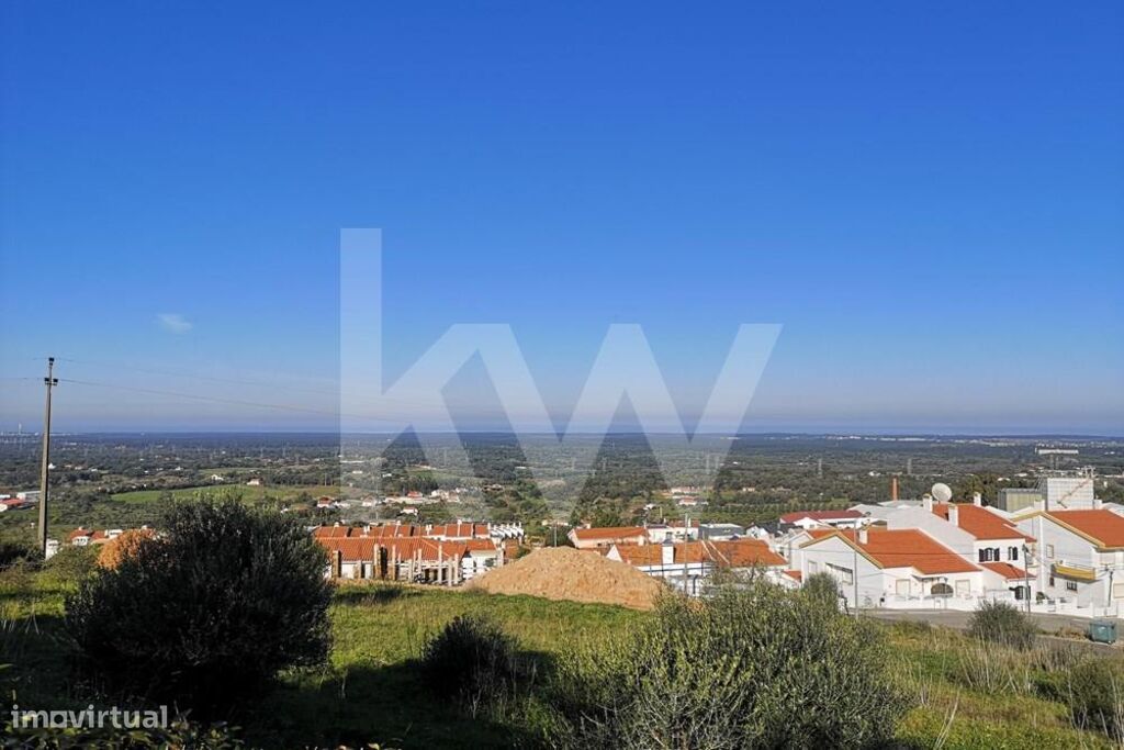 Lote de Terreno para Construção em Santiago do Cacém - VISTAS ATÉ AO M