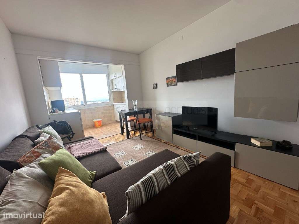 Apartamento T1 + Sótão Mobilado para Arrendamento | Centro Históric... - Grande imagem: 2/19