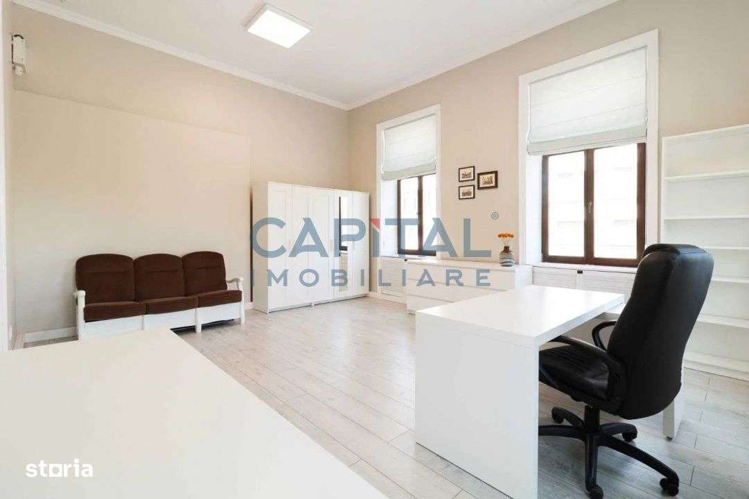 Spatiu birouri 2 camere decomandat, ultracentral, luminos in Cluj-Napo - Imagine principală: 5/7