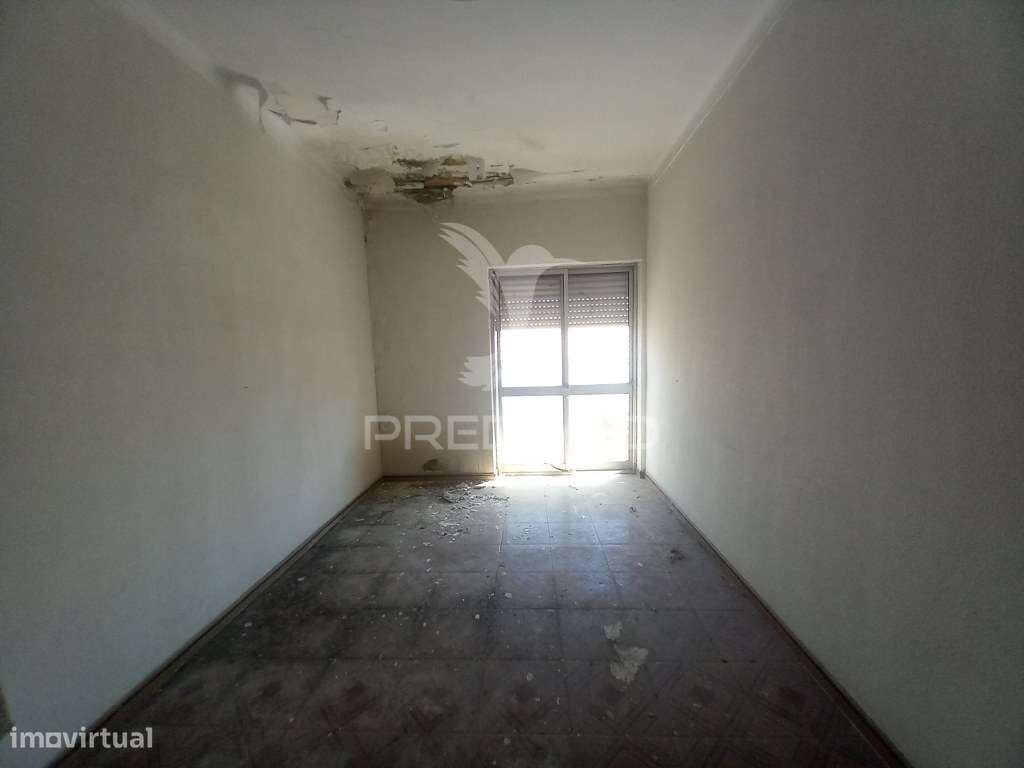 T1 para Remodelar na Baixa da Banheira - Grande imagem: 4/19