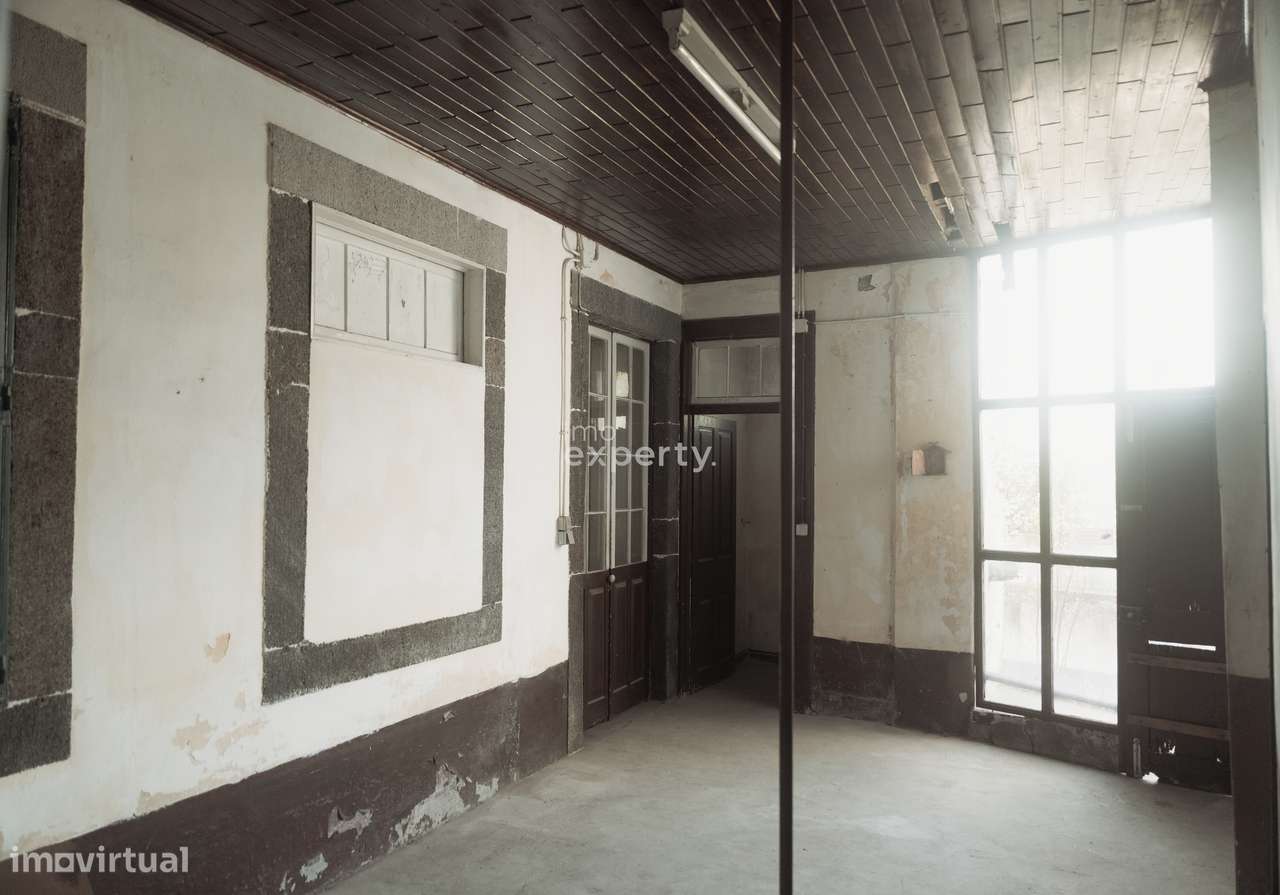 Edifício histórico com projeto aprovado no coração do Funchal-36