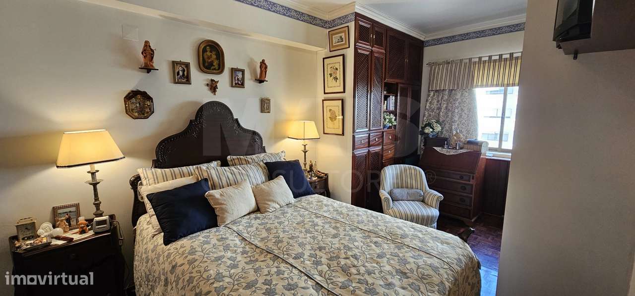 T1 Massamá a 2 min da Estação de Comboio de Massamá-Barcarena - Grande imagem: 5/48