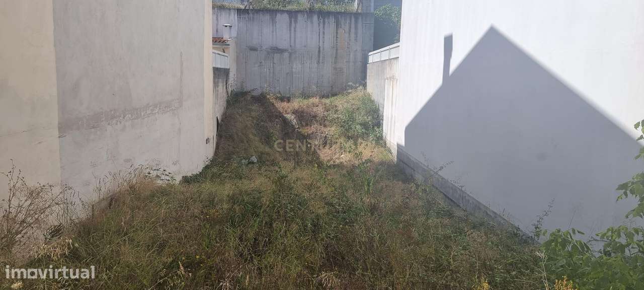 Lote na cidade Viseu para moradia em banda - Grande imagem: 4/7