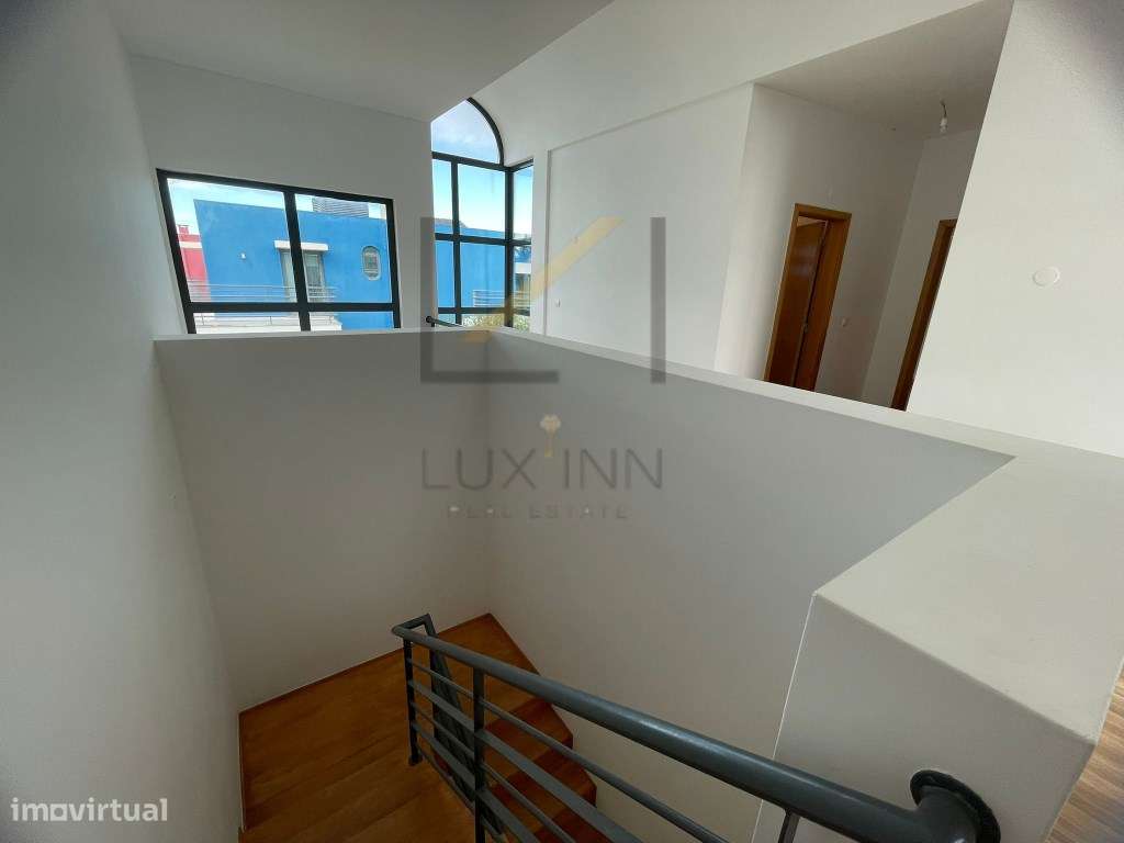 Moradia T3 com Piscina no Condomínio Palmela Village, Quinta do Anj...-28