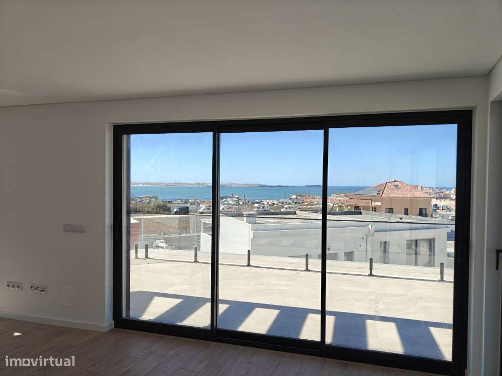 Penthouse T3 de Luxo com Vista Mar junto à praia do Baleal-14