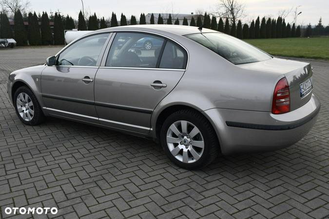 Skoda Superb - 10