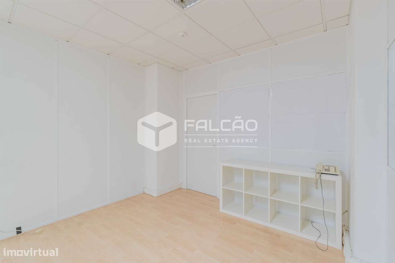 Loja  Venda em Algés, Linda-a-Velha e Cruz Quebrada-Dafundo,Oeiras-25