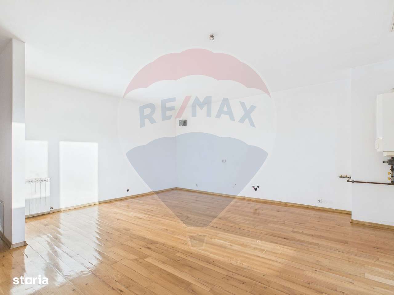 Apartament spatios 3 camere, locuinta sau birou - Imagine principală: 4/14