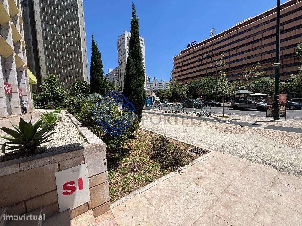 Escritório Edf. Aviz, junto ao Marquês de Pombal - Lisboa - Grande imagem: 4/15