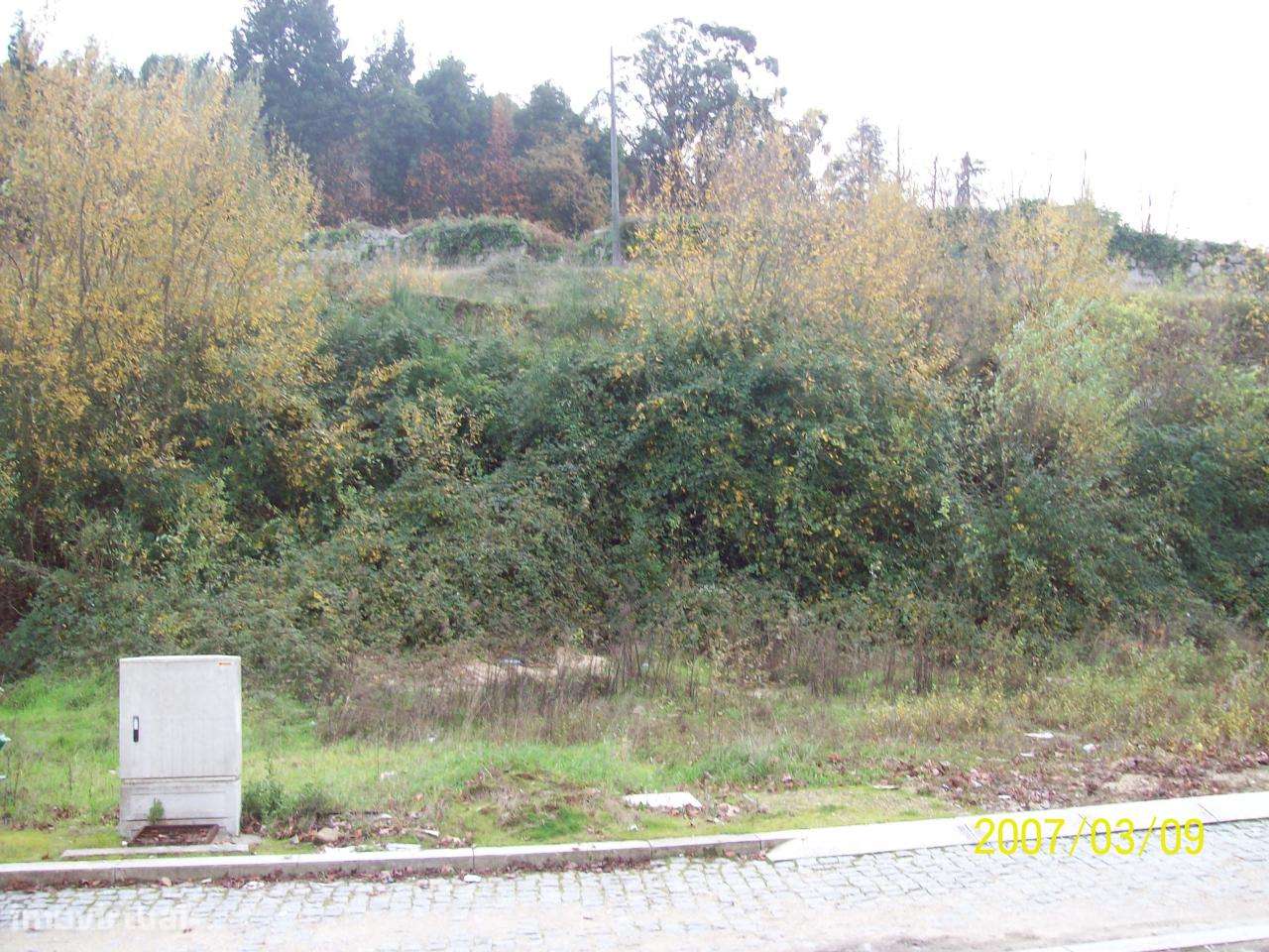 Lote de terreno na Costa.-32