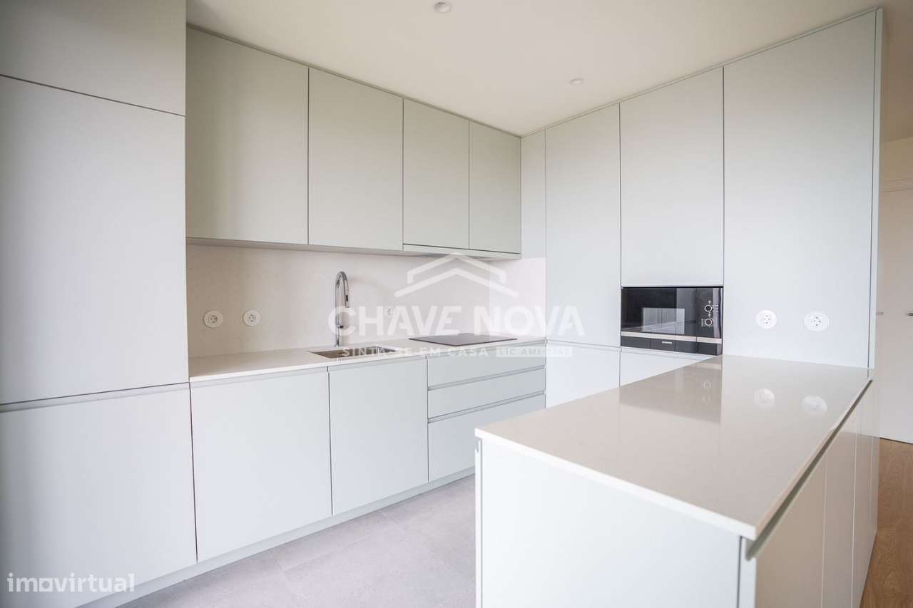 Apartamento T3 127M2 com Varanda vista mar Piscina ,Campo de padel - Grande imagem: 4/19