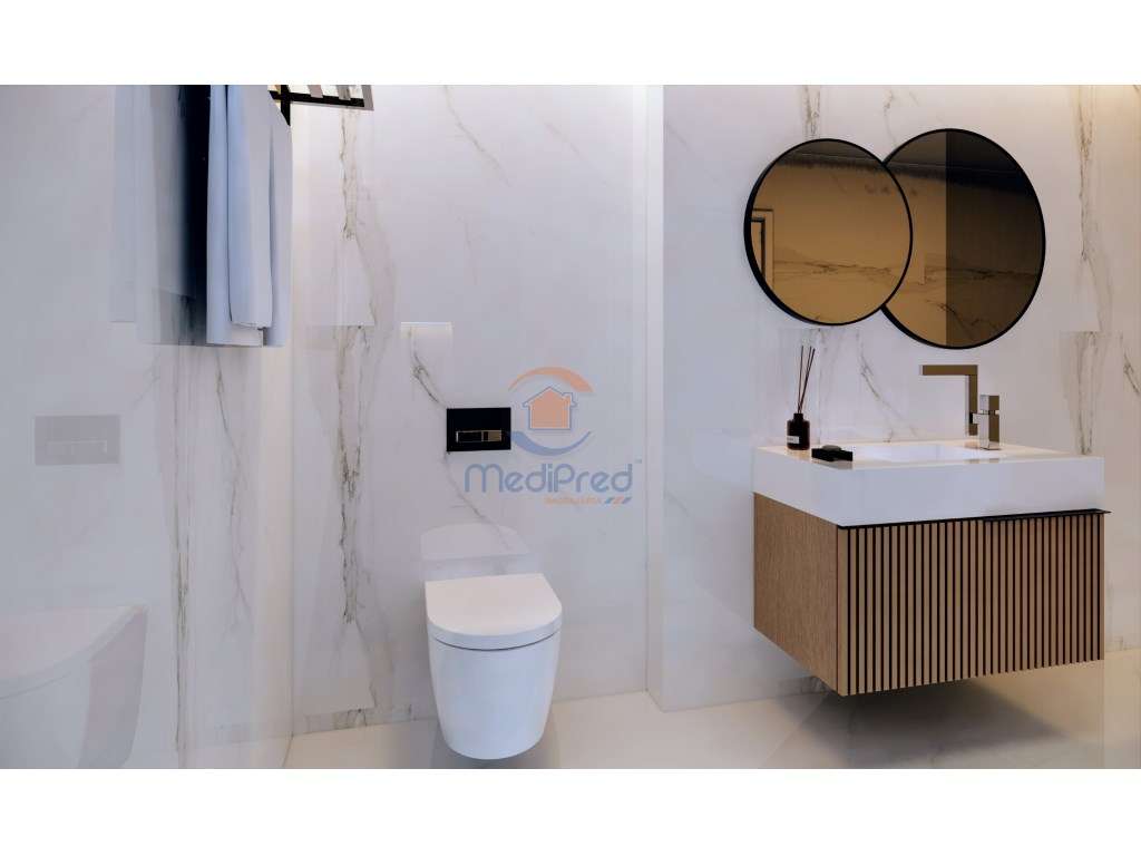 Apartamento T4 DUPLEX - Condomínio Privado, Centro de Loures-11