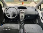 Toyota Yaris 1.0 Terra A/C - 10