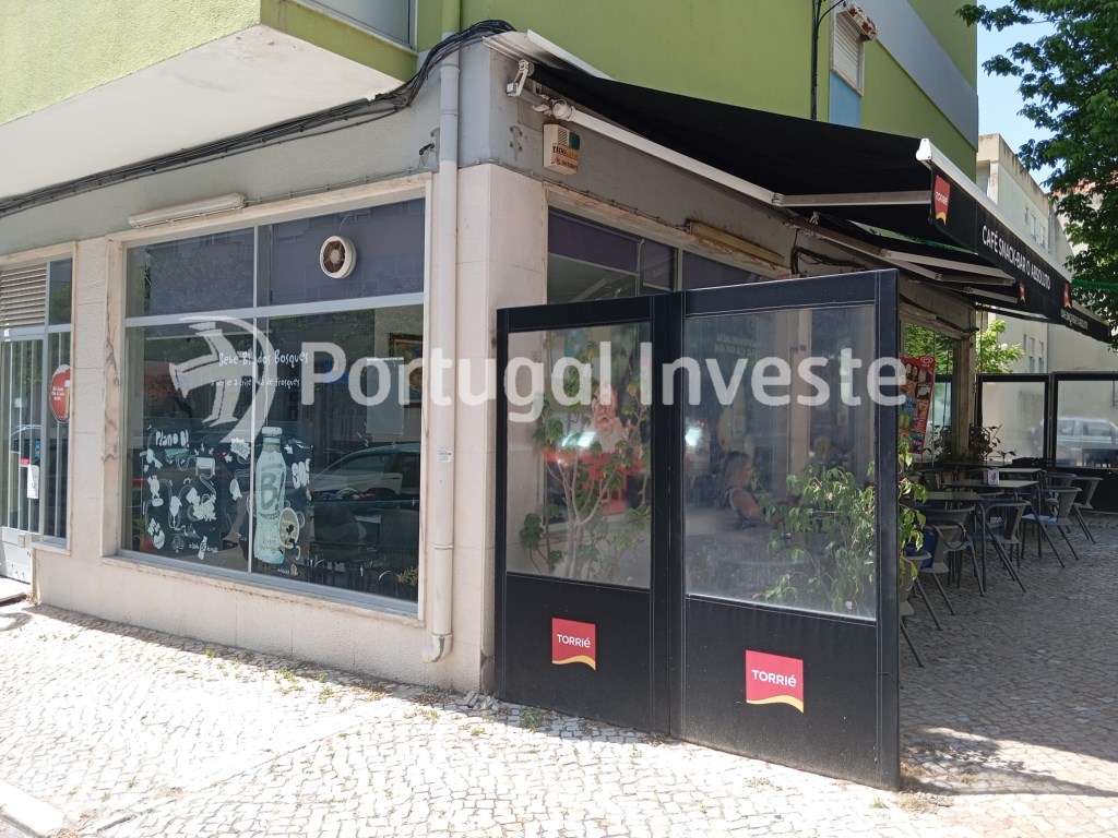 Trespasse de Café com Churrasqueira e Sala de Jogos - Oportunidade ...-7