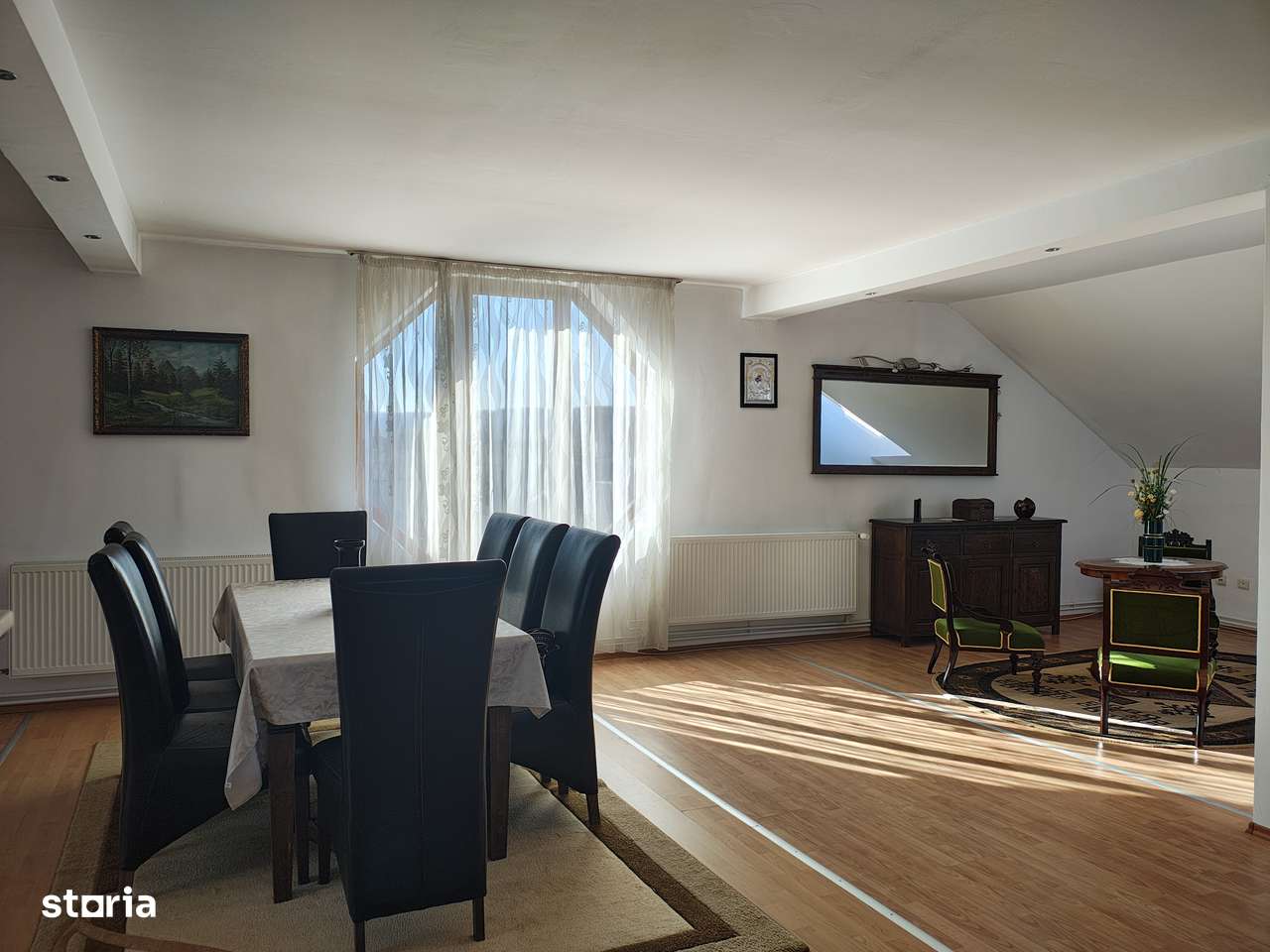 De vânzare – Apartament spațios pe două niveluri, peste 200 mp - Imagine principală: 5/19