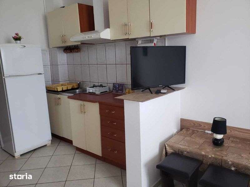 Inchiriez garsoniera in regim hotelier in statiunea Saturn - Imagine principală: 4/6