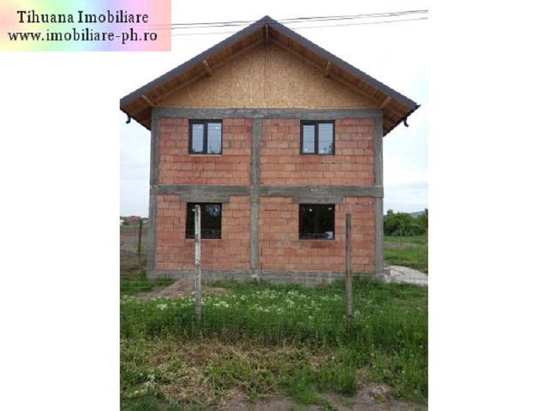 Casa la rosu de vanzare - Lipanesti-14