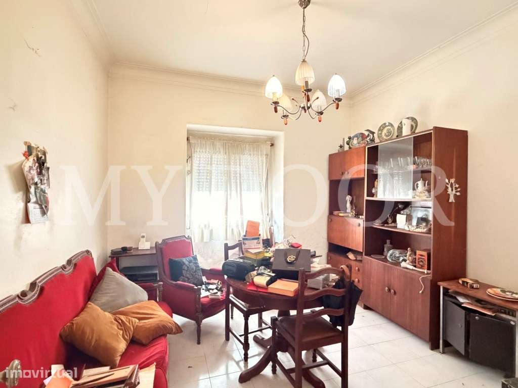 Apartamento T2 - Moscavide - Obras Totais - RCH c/ Terraço-11