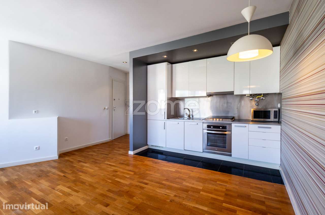 T1 Charmoso Próximo às Amoreiras com Estacionamento-9