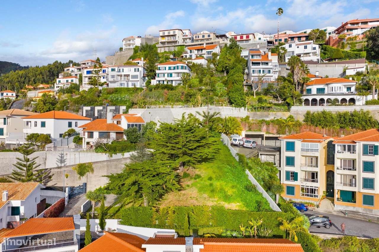 Terreno com Projeto Aprovado e Vista Oceano | São Gonçalo, Funchal-5