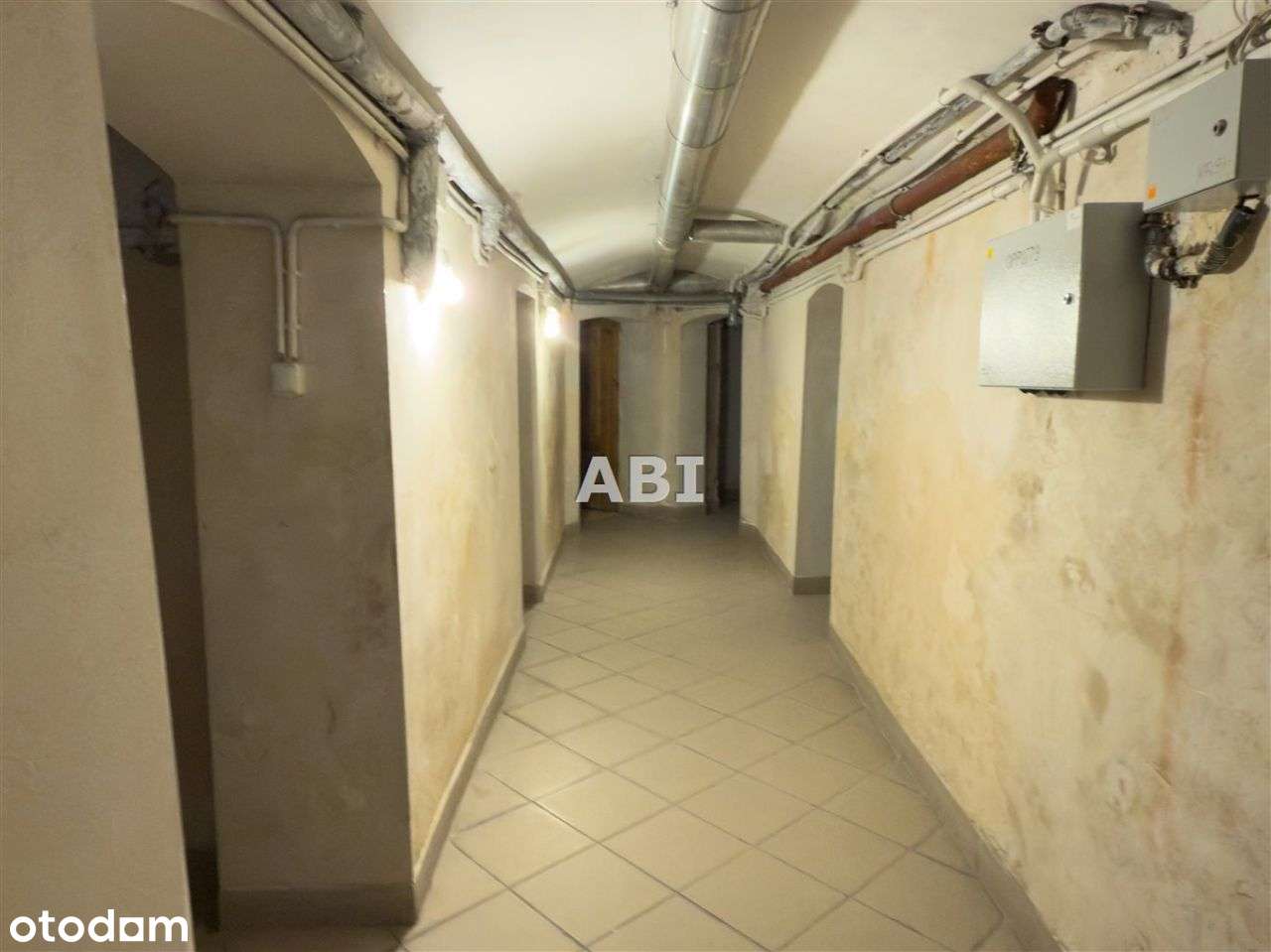 Kamienica po remoncie w centrum Chorzowa-16