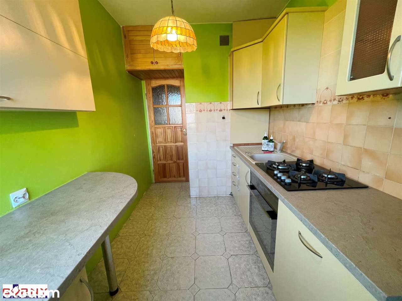 3 pokojowe mieszkanie w świetnej lokalizacji.-8