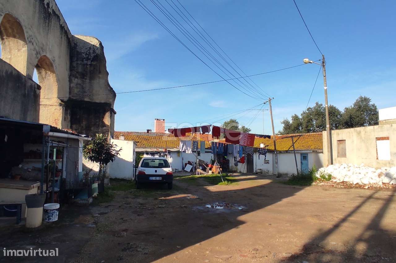 Moradias e terreno a venda. Oportunidade de investimento-9
