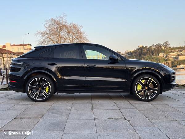 Porsche Cayenne Coupé Turbo S E-Hybrid - 1