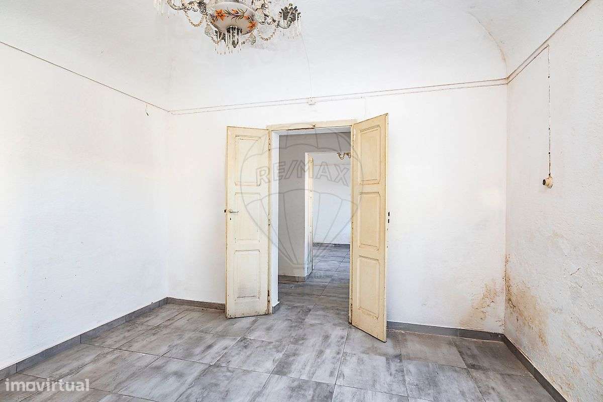 Moradia T4 para venda-16