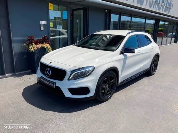 Mercedes-Benz GLA 220 CDi AMG Line 4-Matic - 3