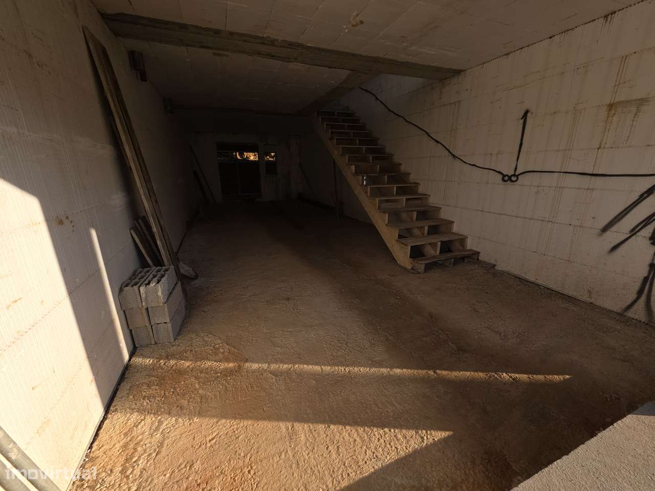 FANTÁSTICA Oportunidade de Negócio – Moradia T2 - Grande imagem: 5/27