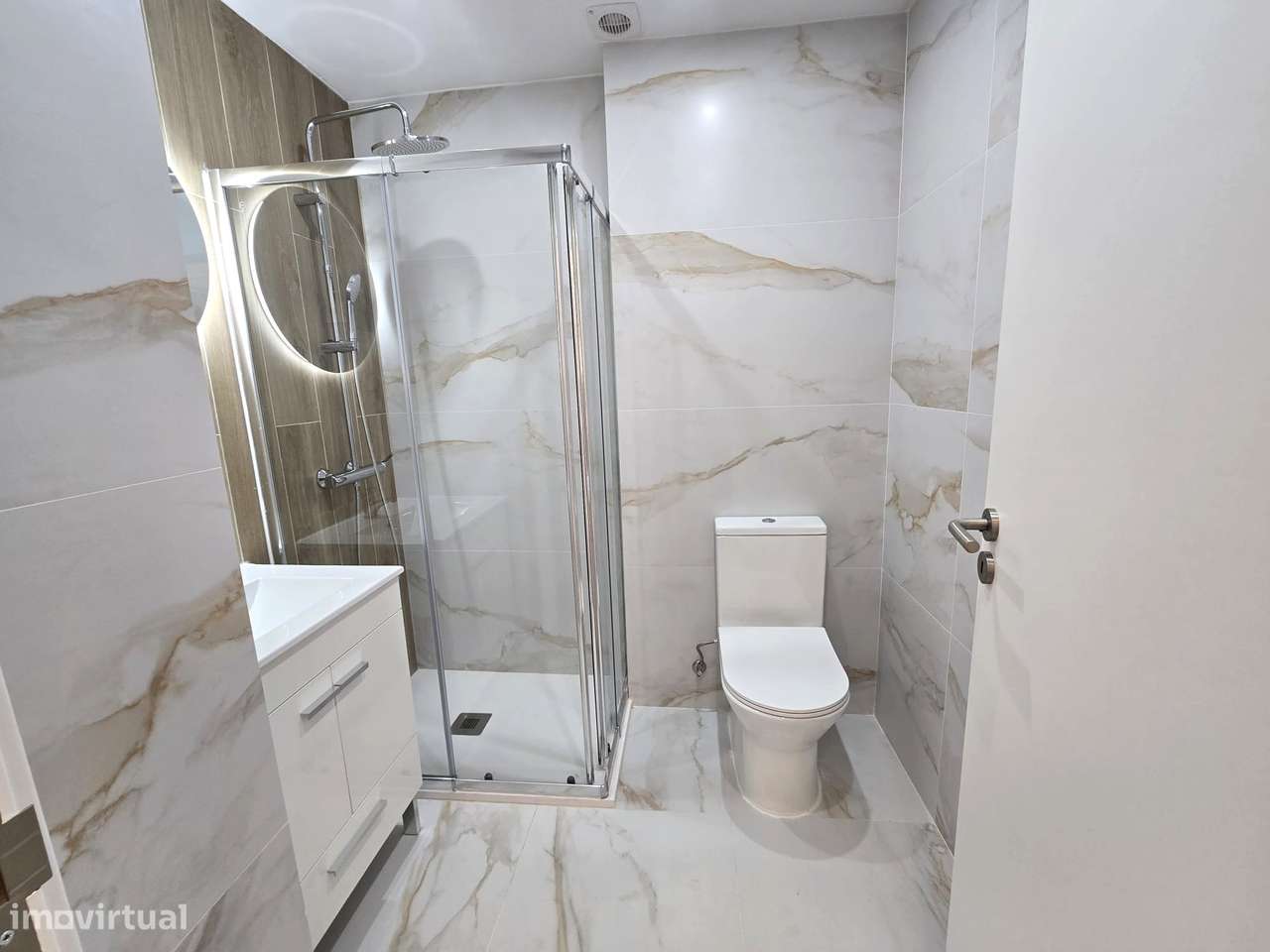 Apartamento Totalmente Remodelado T2 - Amadora-3