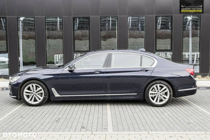 BMW Seria 7 - 16